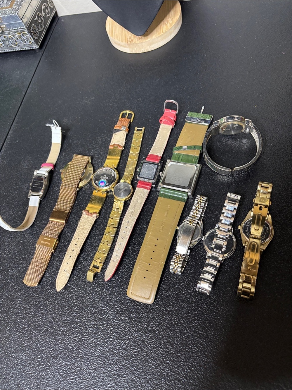 Leather Stainless Steel Bundle of Watches NEED BATTERIES! 10 Watch Mixed Brands - Picture 7 of 10